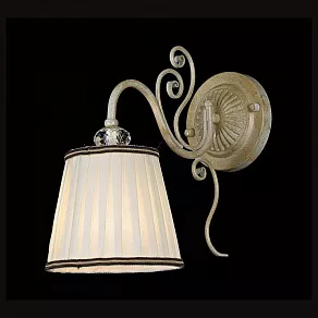 Бра Maytoni Vintage ARM420-01-G