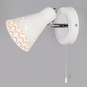 Бра Eurosvet Trina 70100/1 белый