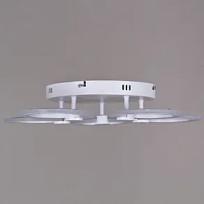 Потолочная люстра Reluce 09501 09501-0.3-05 WH