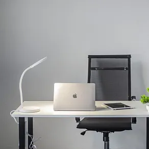 Настольная лампа офисная Uniel TLD-553 UL-00003338