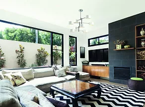 Люстра на штанге Lumion Ashley 3742/8C