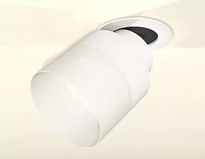 Встраиваемый светильник на штанге Ambrella XM XM8101521