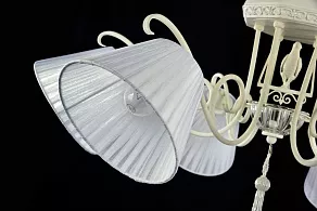 Подвесная люстра Maytoni Cella ARM031-06-W