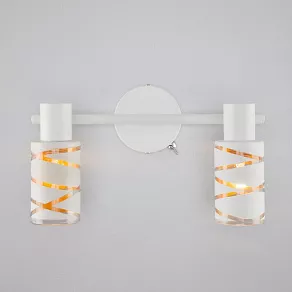 Спот Eurosvet Flute 20085/2 белый