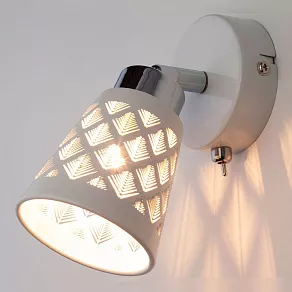 Бра Eurosvet Snowy 20060/1 белый