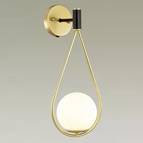 Бра Odeon Light Flari 4810/1W