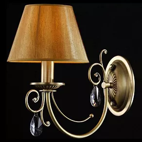 Бра Maytoni Classic 3 CL0099-01-R