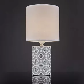 Настольная лампа декоративная Escada Natural 697/1L White