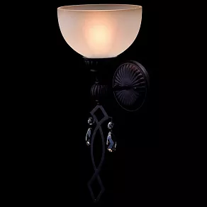 Бра Chiaro Айвенго 2 382020301