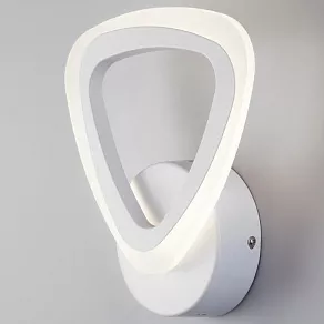 Бра Eurosvet Areo 90216/1 белый