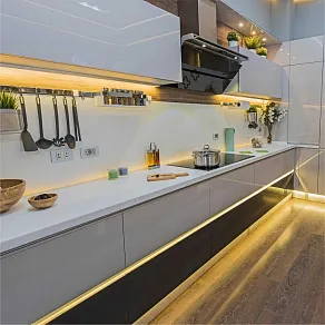 Комплект с лентой светодиодной Apeyron Electrics  SL-15